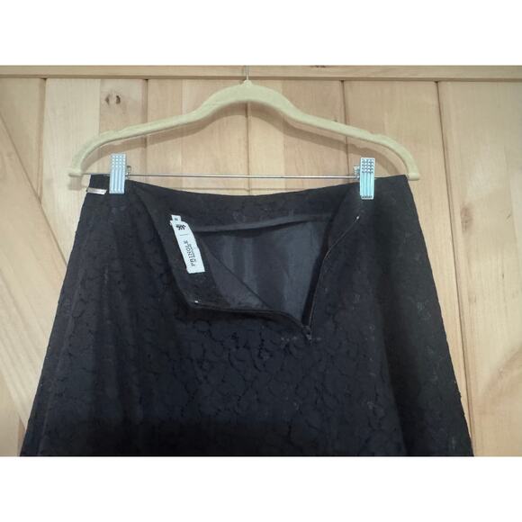 Pringle of Scotland | Black Lace Short Flare Skirt | EU Size 12 (US size 8) - Picture 8 of 14